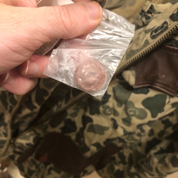 Rare Vintage Under Two Flags Camo/Army style men’s field jacket in size medium!! - Picture 10 of 12